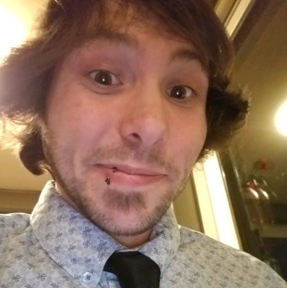 Meet your Posher, Daniel - Picture 1 of 1